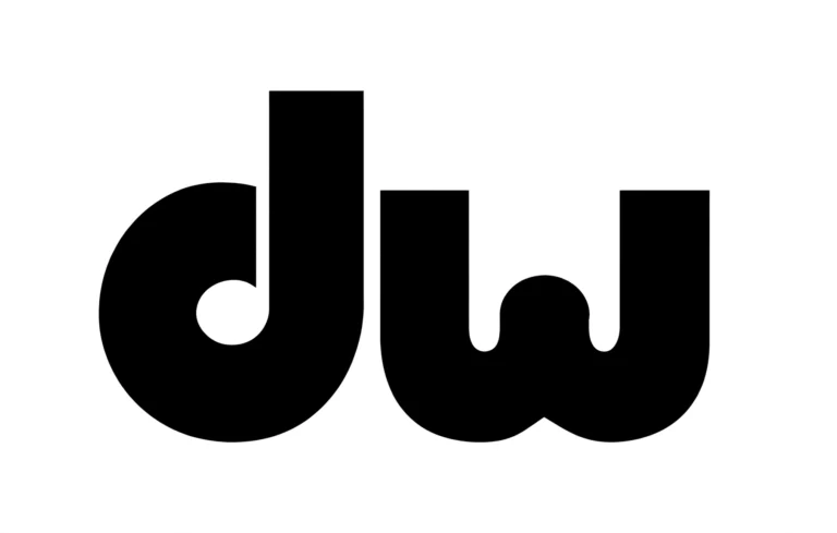 dw_logo_black_white